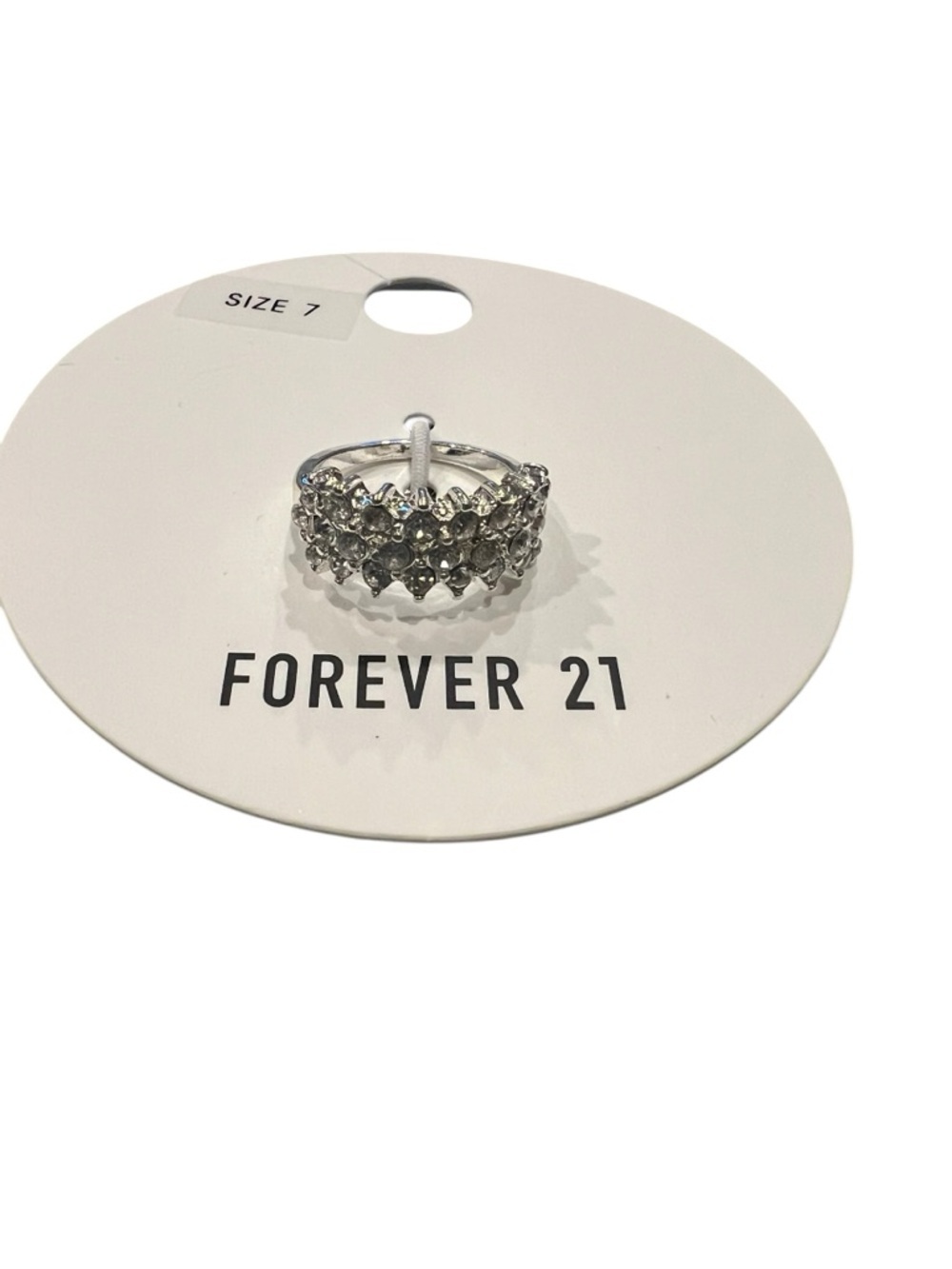 Forever 21 NWT Silver Crystal Band Ring – Size 7